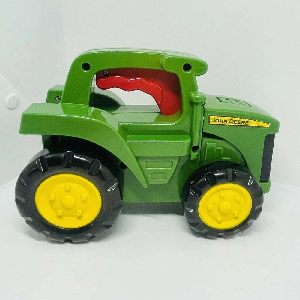 Learning Curve‎ John Deere Green Flashlight Toy Light Sounds Pop Up Hood Rolling